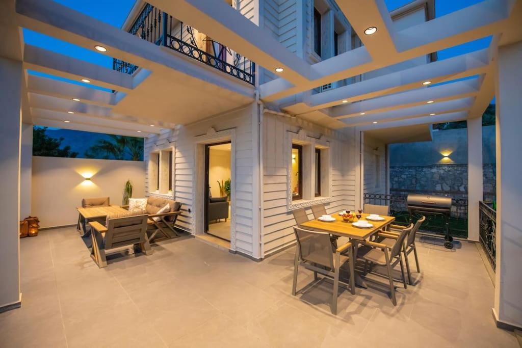 Havuzlu Korunakli Jakuzili Villa Fethiye Exterior foto